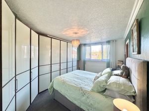 Photo 4- click for photo gallery